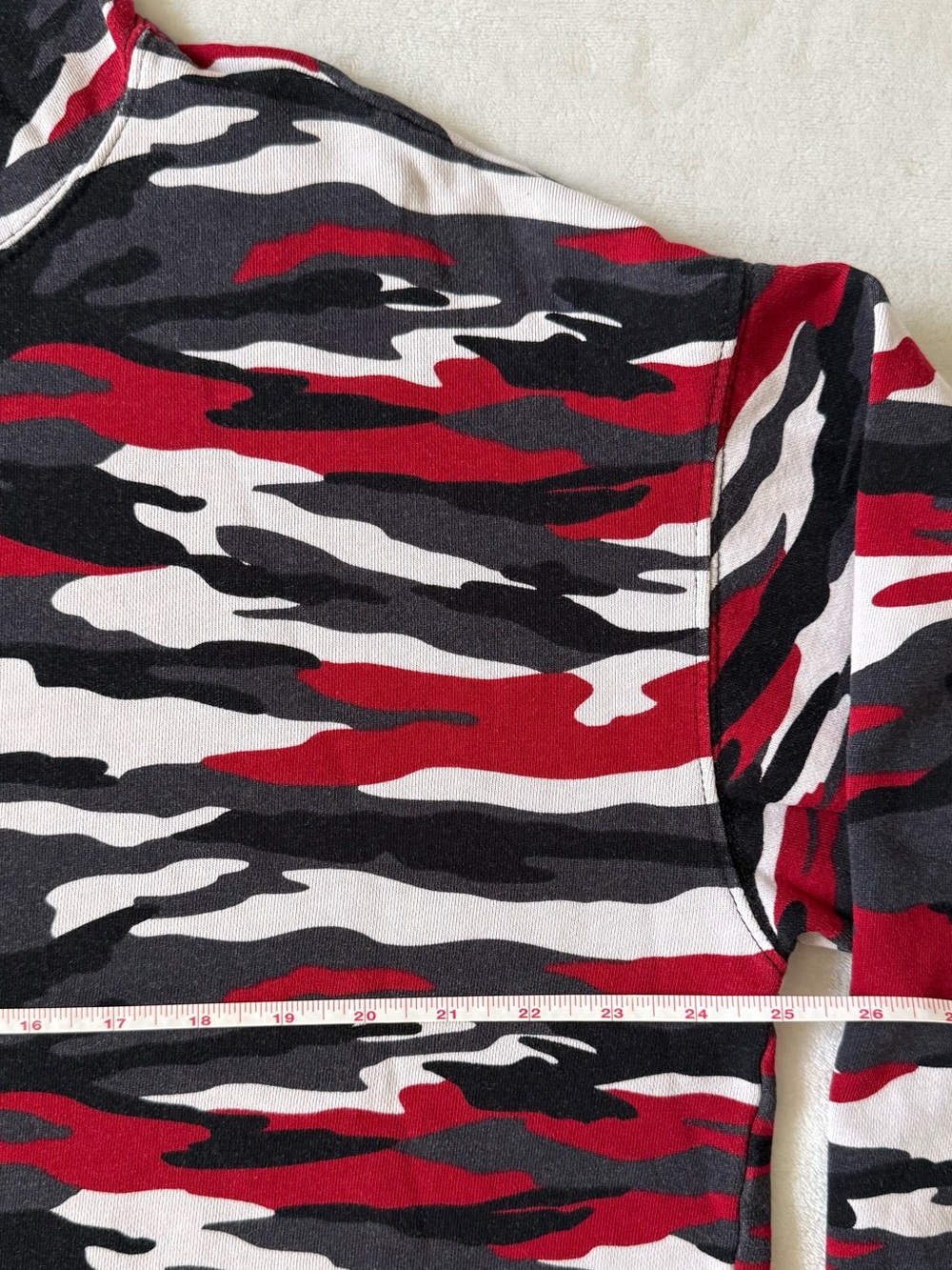 Camouflage Hoodie Red Black White Kangaroo Pocket Sweatshirt Streetwear Unisex - Picture 6 of 7